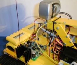 microcontroladores, BASIC Stamp, microbotica, Robot autónomo NR3, brazo robótico móvil, kit Lynxmotion, orugas, videocámara, transmisor TV, sonar ultrasónico, servomotores HiTec HS300, pinza manipulad